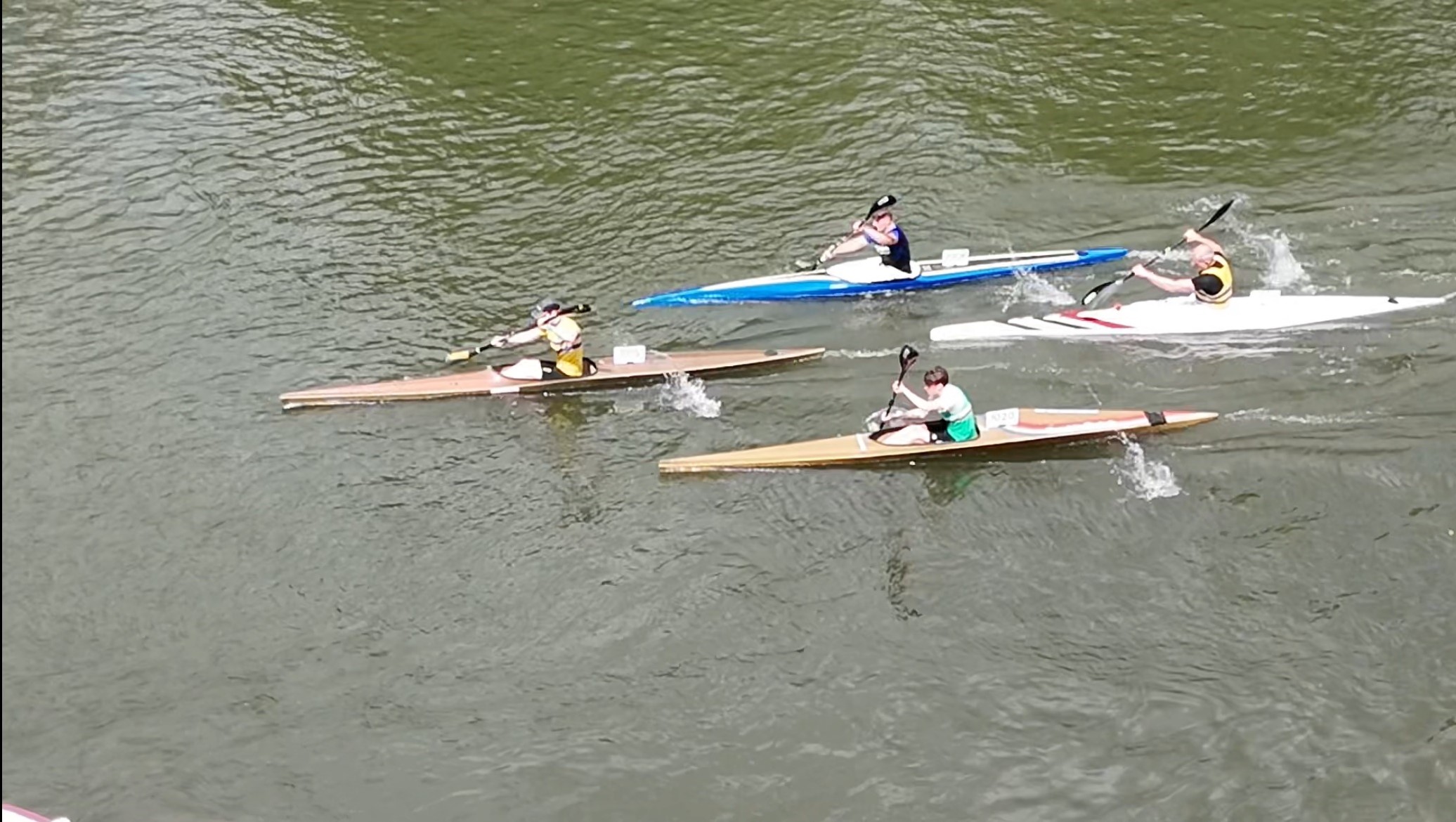 Kayaks racing in formation in Elmbridge sprint regatta